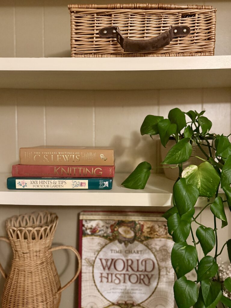 Our Cottage Home Style: Creating a Peaceful, Lived-In Home That Serves Your Family